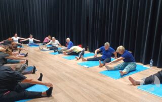 Uczestnicy zajęć ,,Pilates pod chmurką"