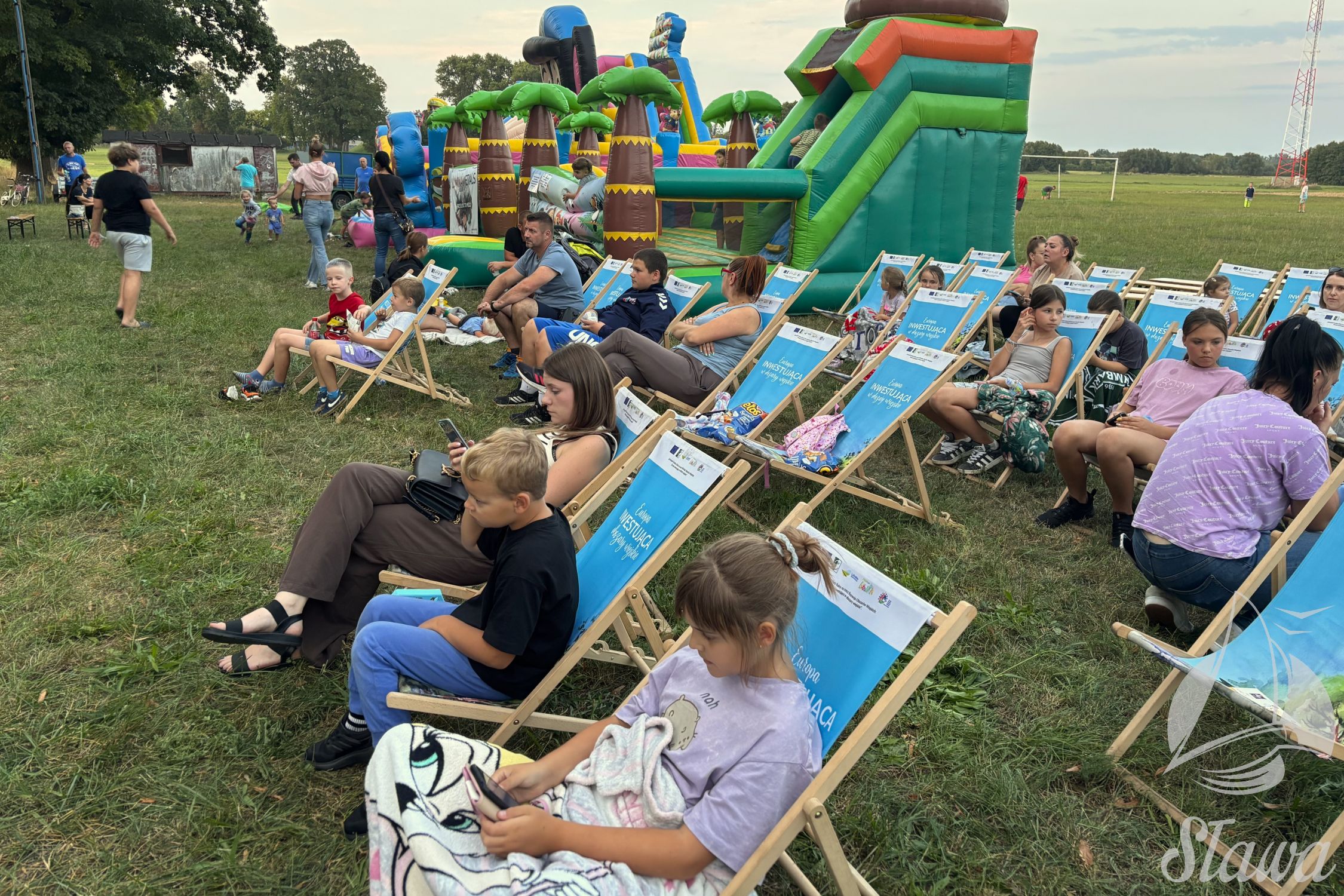 Kino plenerowe w Starym Strączu