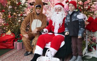 Uczestnicy na jarmarku w Sławie