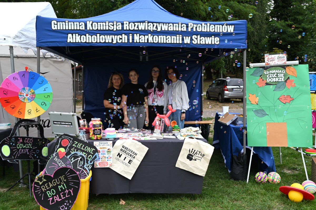 PIKNIK ZDROWIA NAD JEZIOREM SŁAWSKIM PIKNIK ZDROWIA NAD JEZIOREM SŁAWSKIM