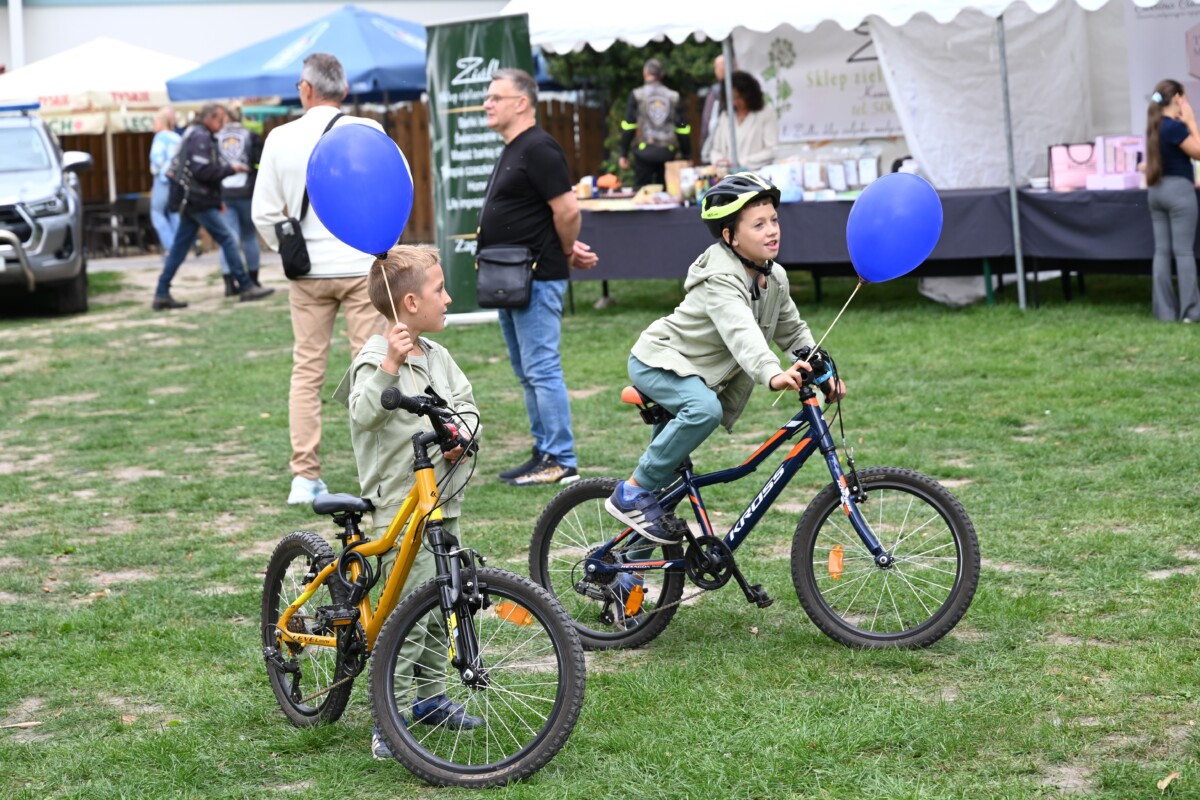 PIKNIK ZDROWIA NAD JEZIOREM SŁAWSKIM PIKNIK ZDROWIA NAD JEZIOREM SŁAWSKIM