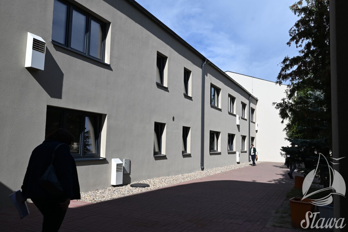 Budynki sławskich szkół po termomodernizacji Budynki sławskich szkół po termomodernizacji